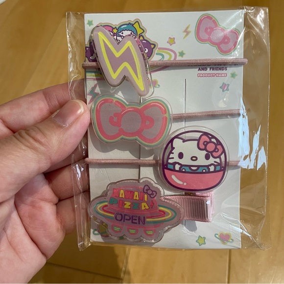 Hello Kitty Accessories - New hello kitty space hair accessories set